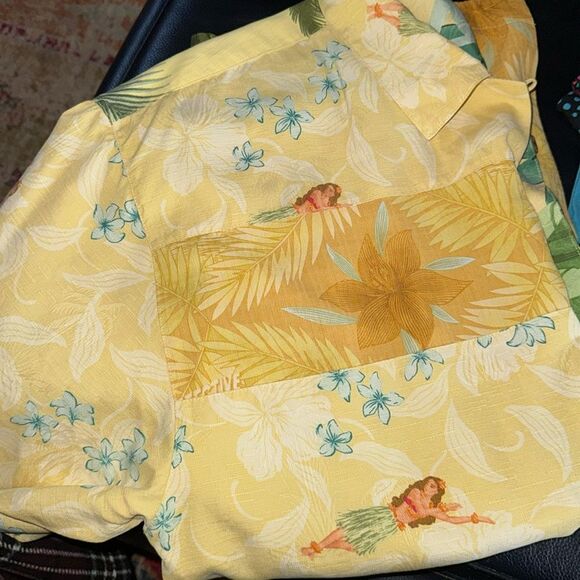 Tommy Bahama Silk Relax Button Front Hula Girl Hawaiian Tropical Patchwork Shirt - Picture 3 of 7